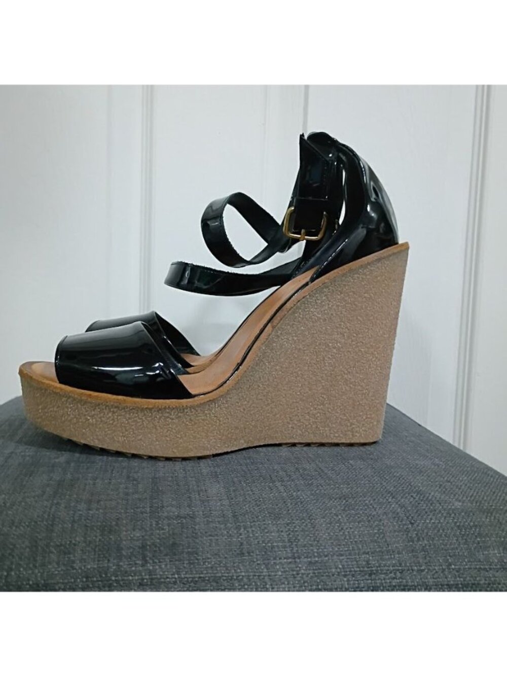 Pierre Hardy Black Patent Leather Wedge Sandals Size 40 Cork Sole Strappy Design - Picture 3 of 6